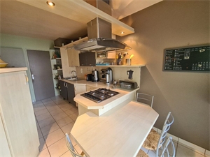 appartement à la vente -   42000  SAINT-ETIENNE, surface 81 m2 vente appartement - APR717550